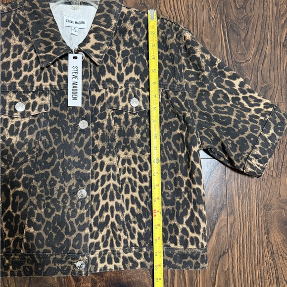 Steve Madden Leopard-Print Jean Jacket Brown and Black Short Sleeve Button Up L - Picture 9 of 10